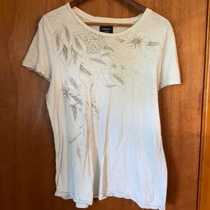 American eagle t shirt